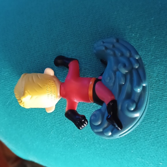 3 McDonald's Incredibles Figurines - Picture 5 of 5